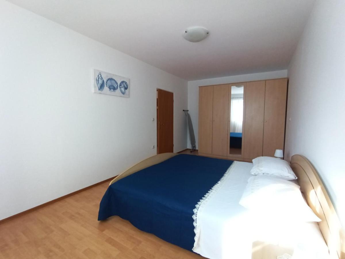 Apartments Jelovac Poreč Exteriör bild